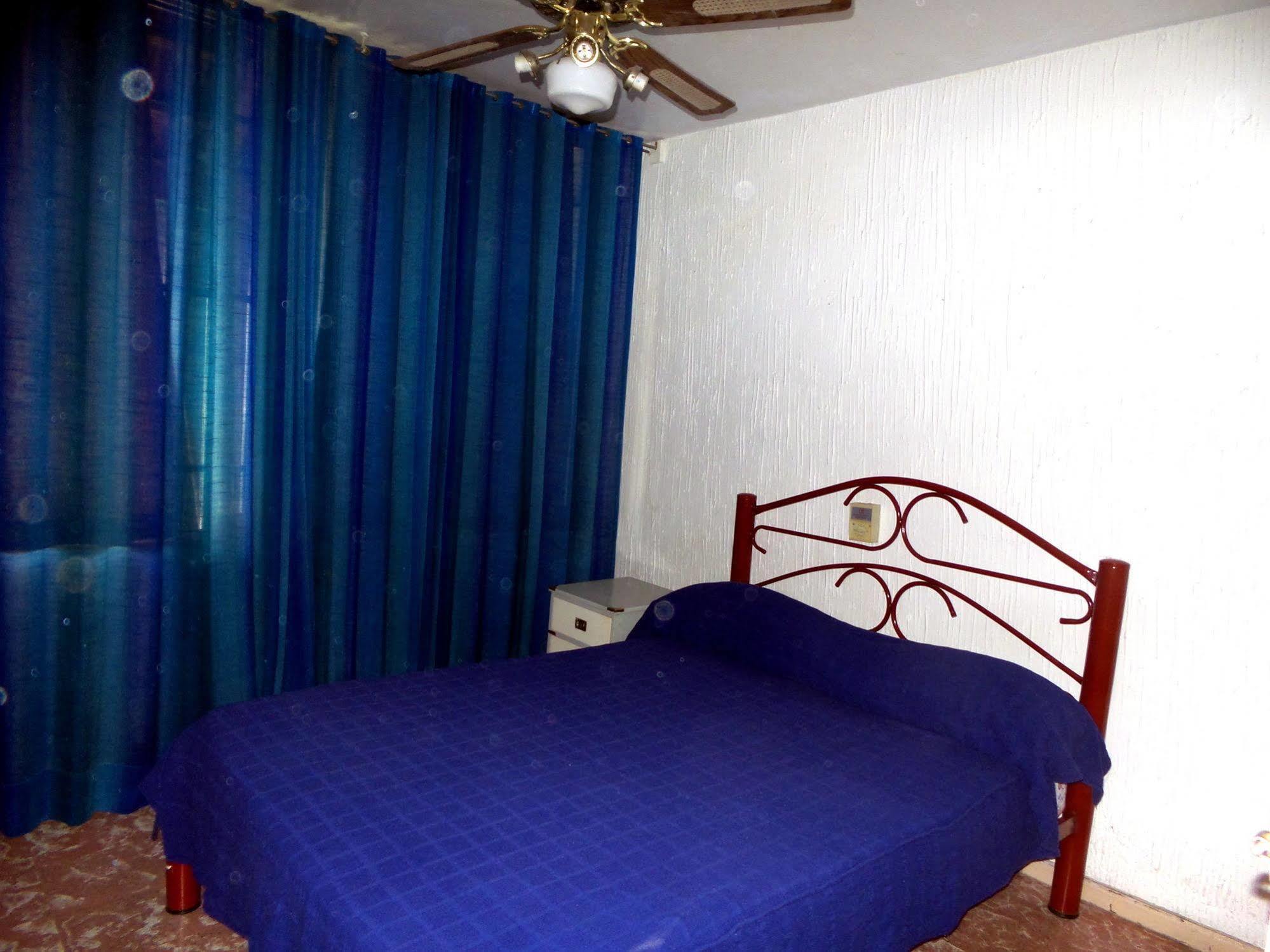Hostel Otro Mundo Capdevila Dış mekan fotoğraf