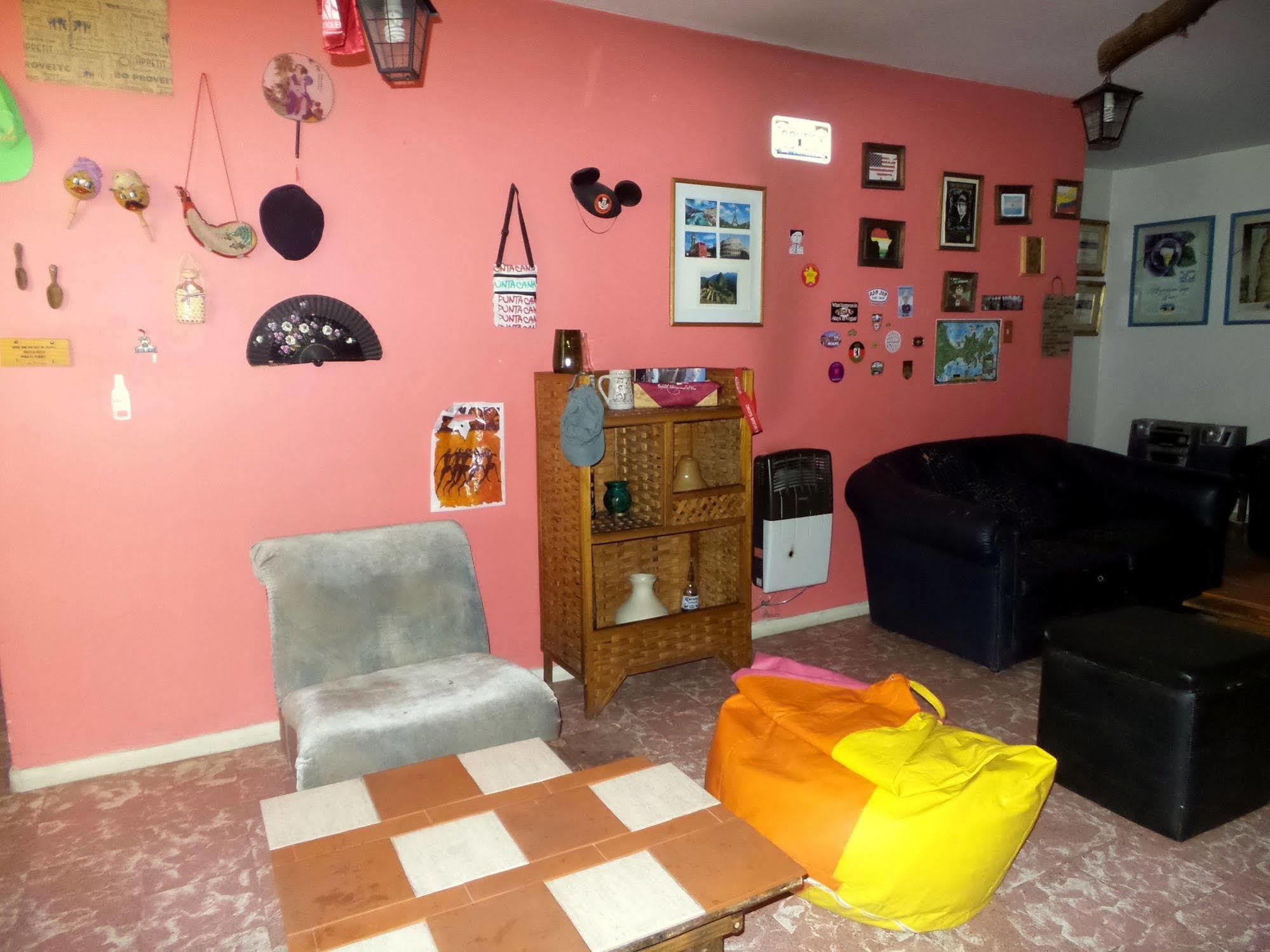 Hostel Otro Mundo Capdevila Dış mekan fotoğraf