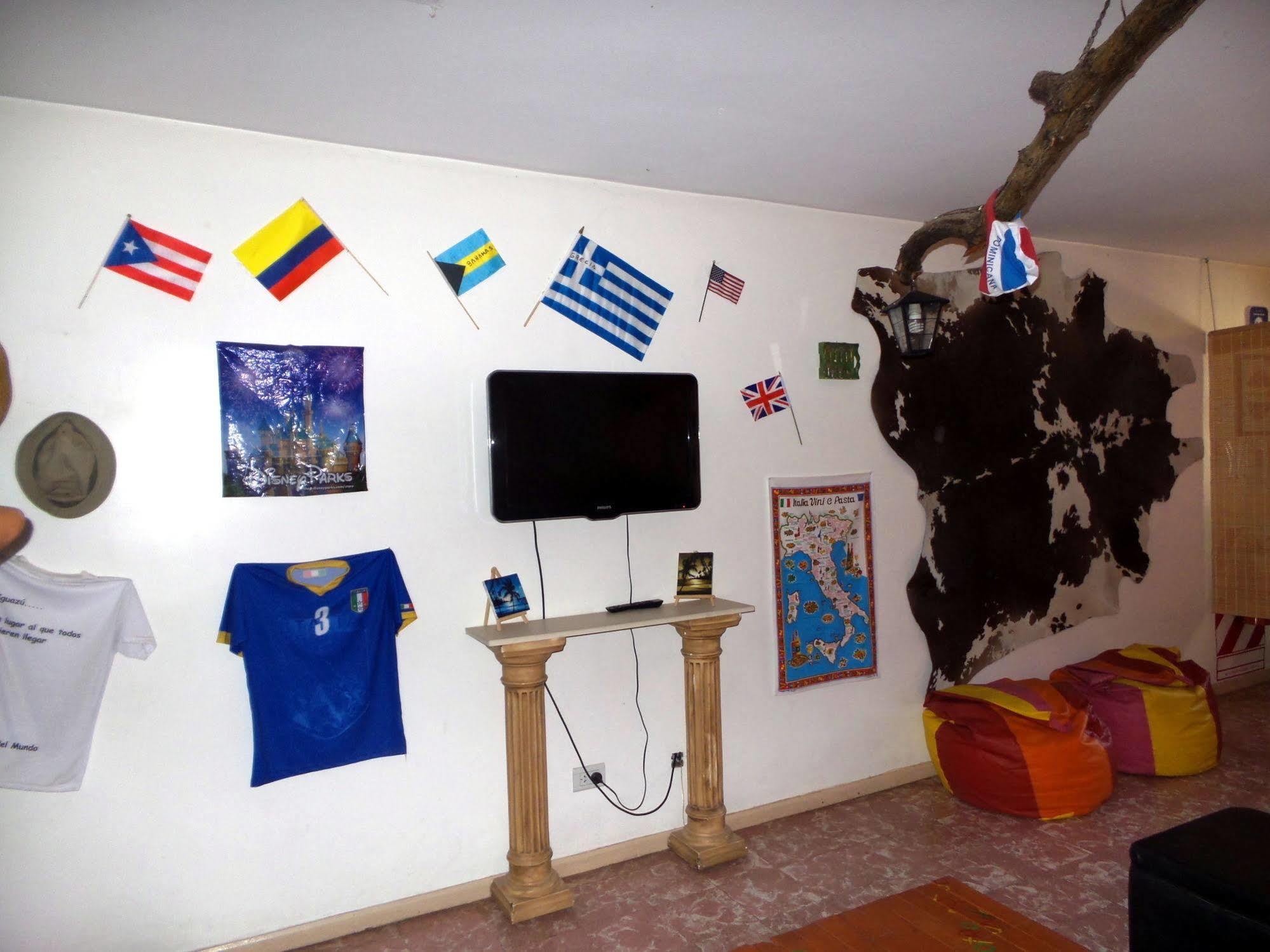 Hostel Otro Mundo Capdevila Dış mekan fotoğraf